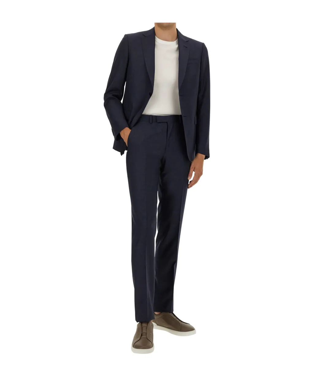 Long-Sleeved Suit
