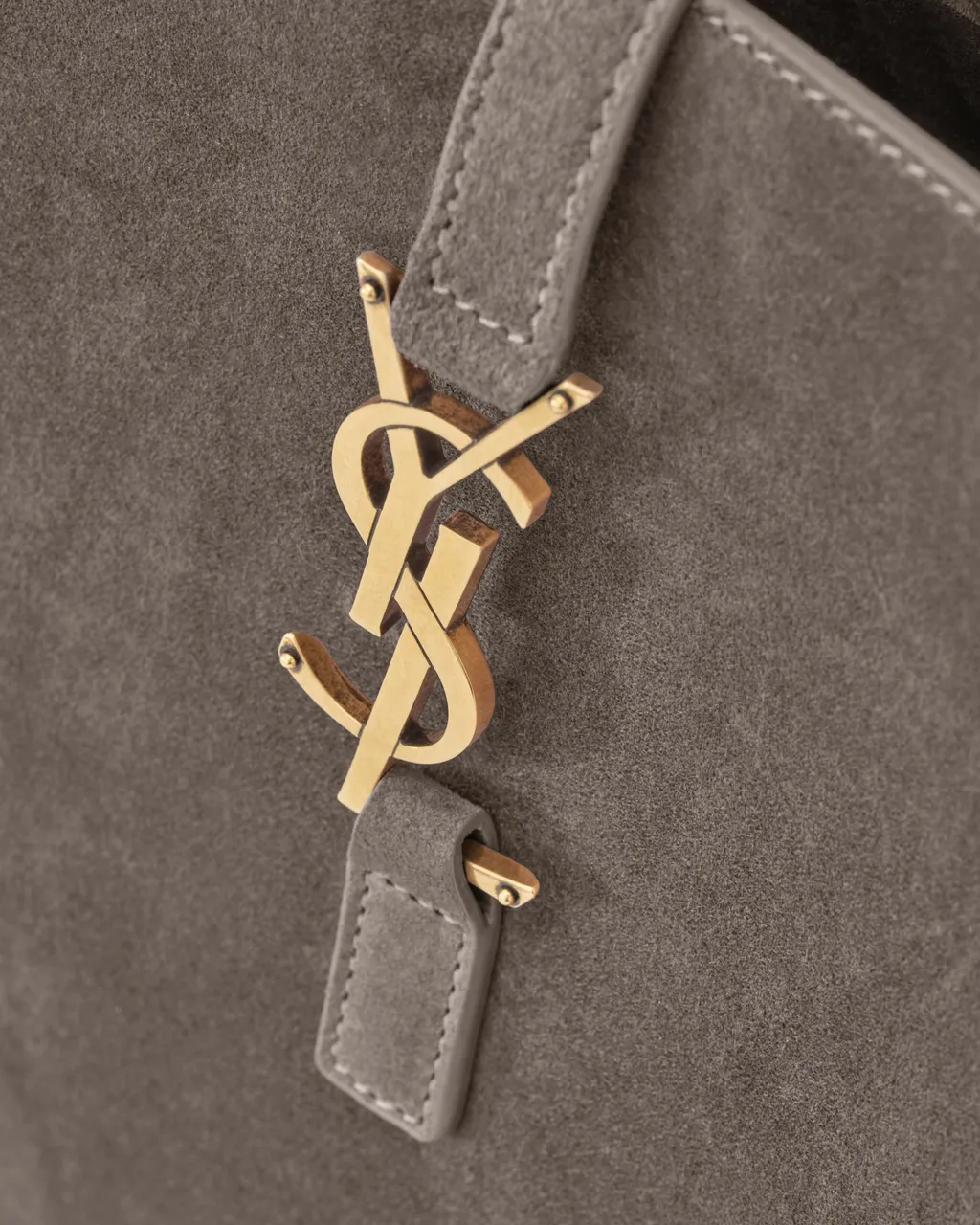Saint Laurent Le 5 à 7 Supple Small Tote Bag