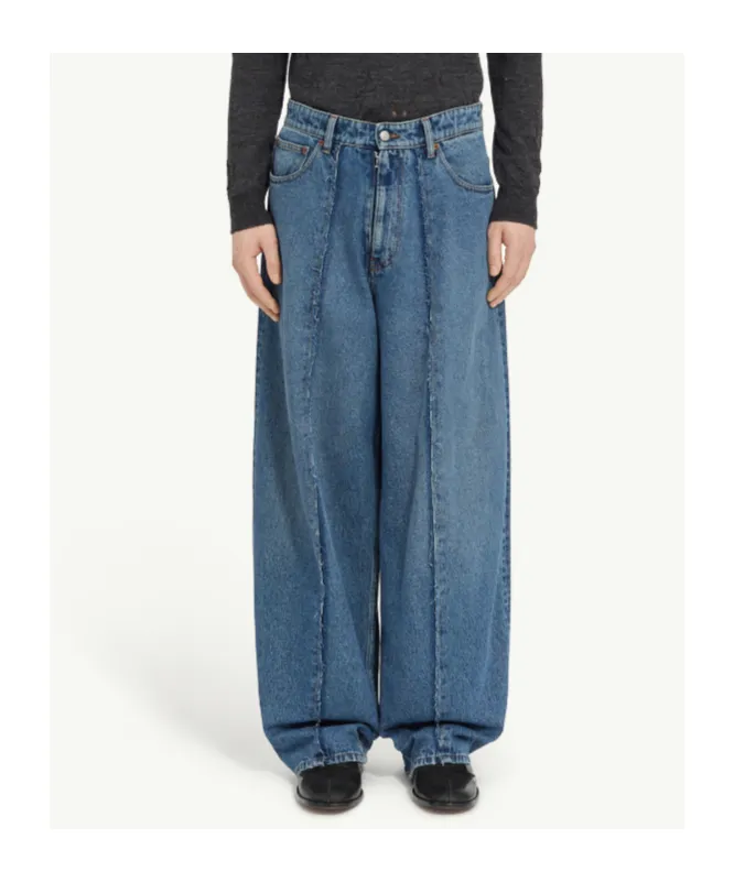 Wide-Leg Jeans