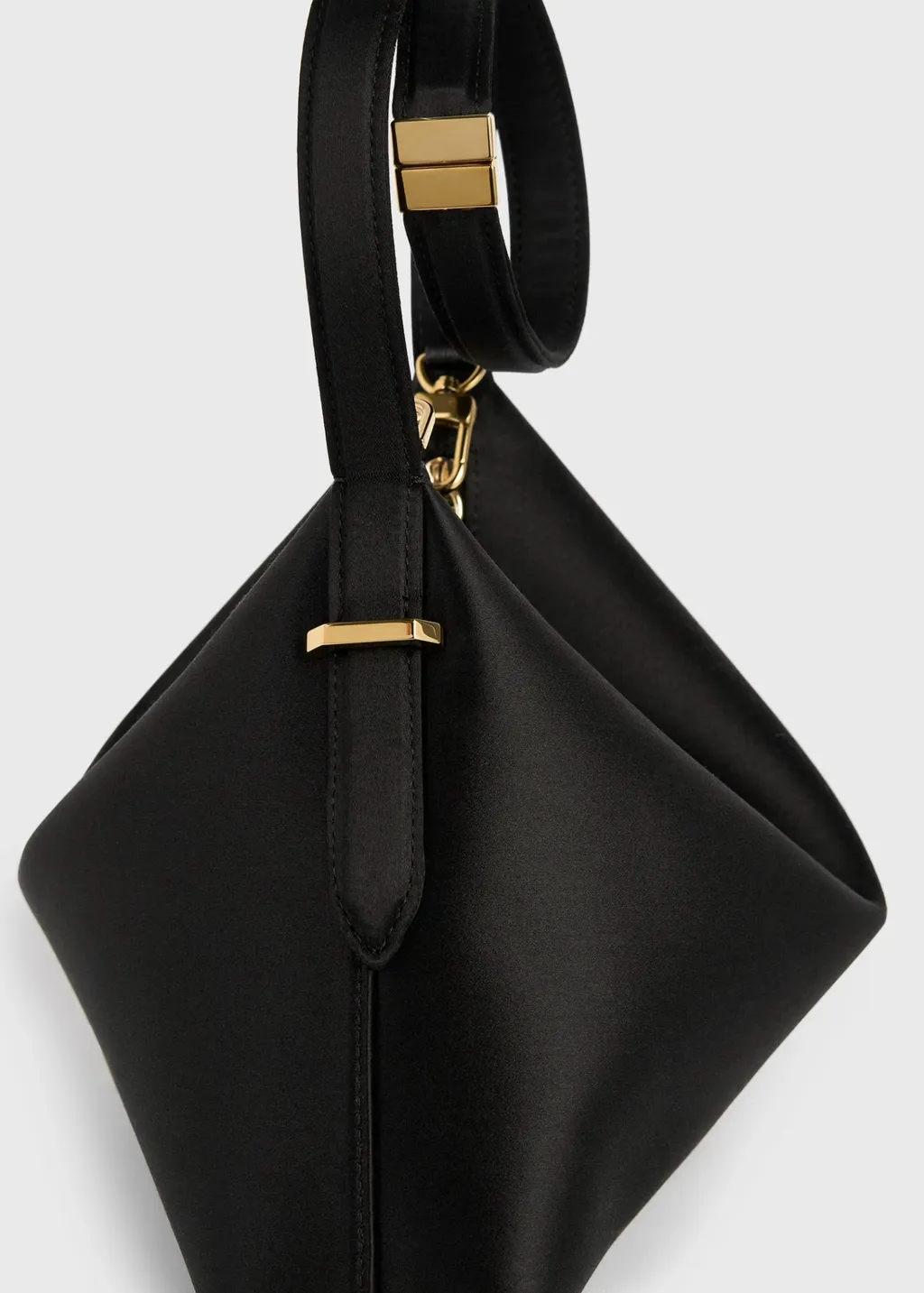 Bevel Zip Shoulder Bag