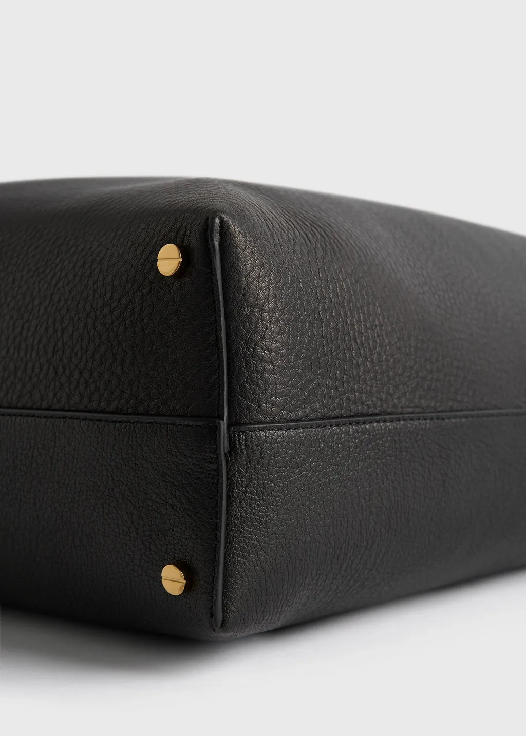 TotÊMe Bevel Shoulder Bag