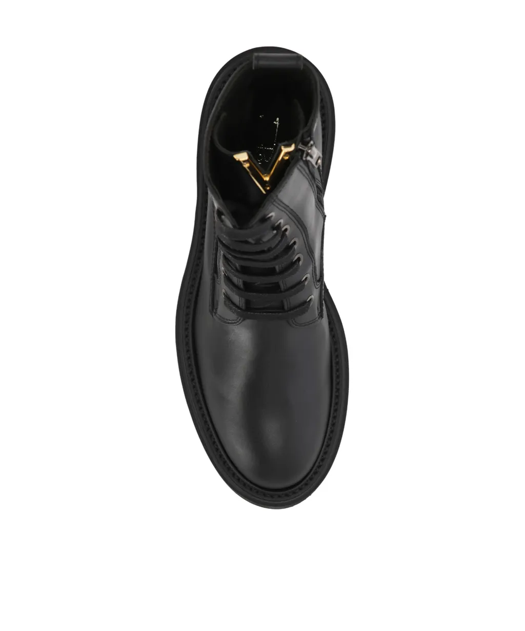 Via Roma 15 Lace-Up Boots