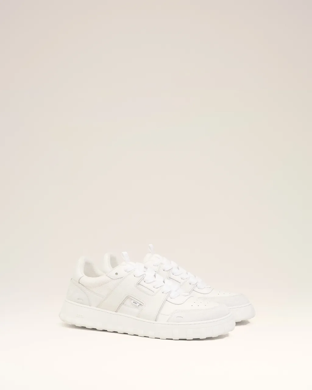 Round Toe Low-Top Casual Shoes