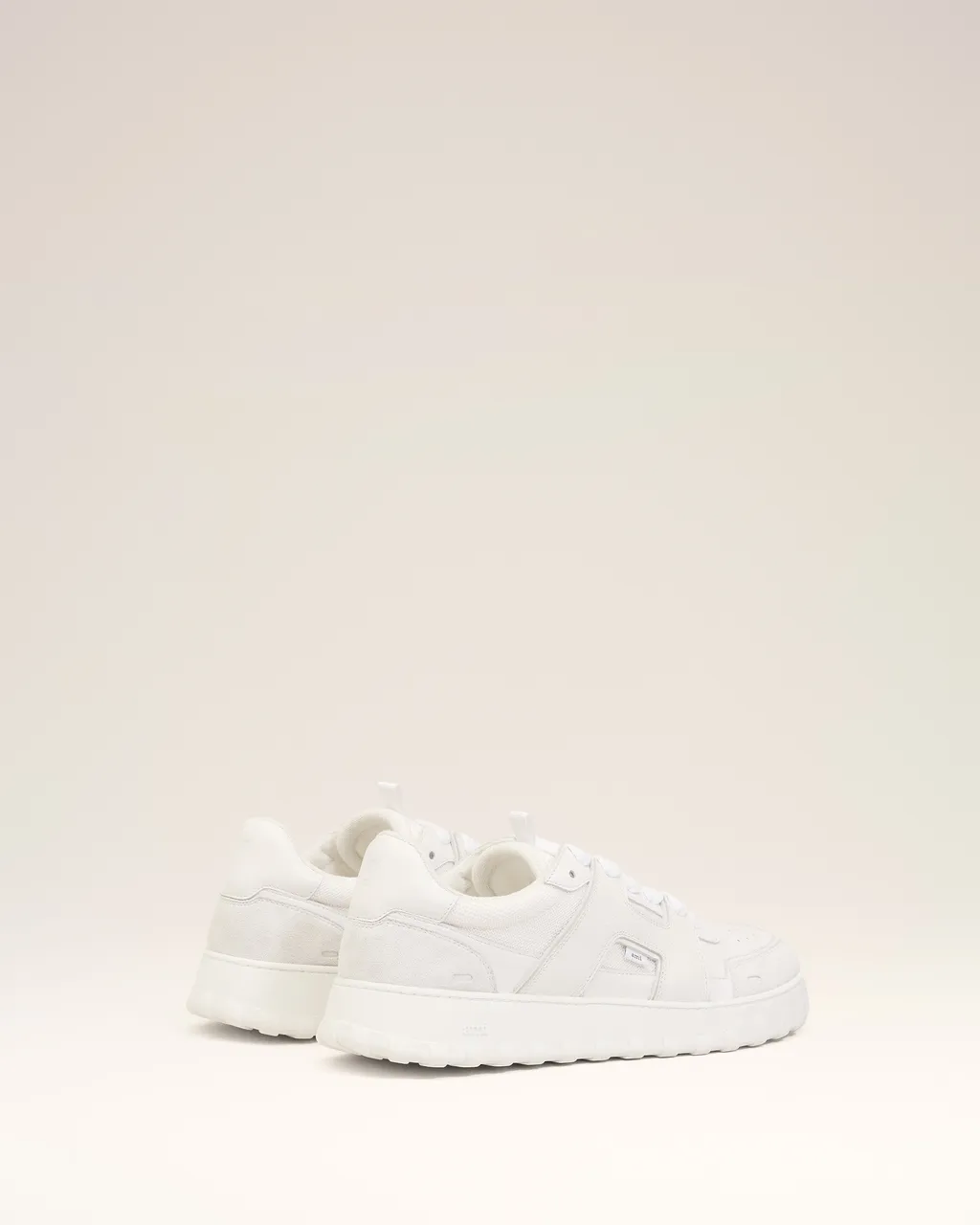 Round Toe Low-Top Casual Shoes