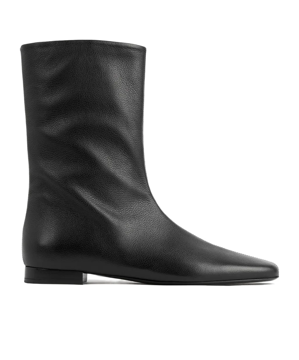 TotÊMe Pointed-Toe Ankle Boots