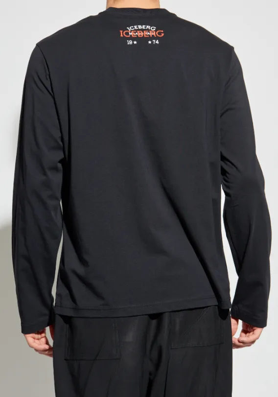 Long-Sleeved T-Shirt