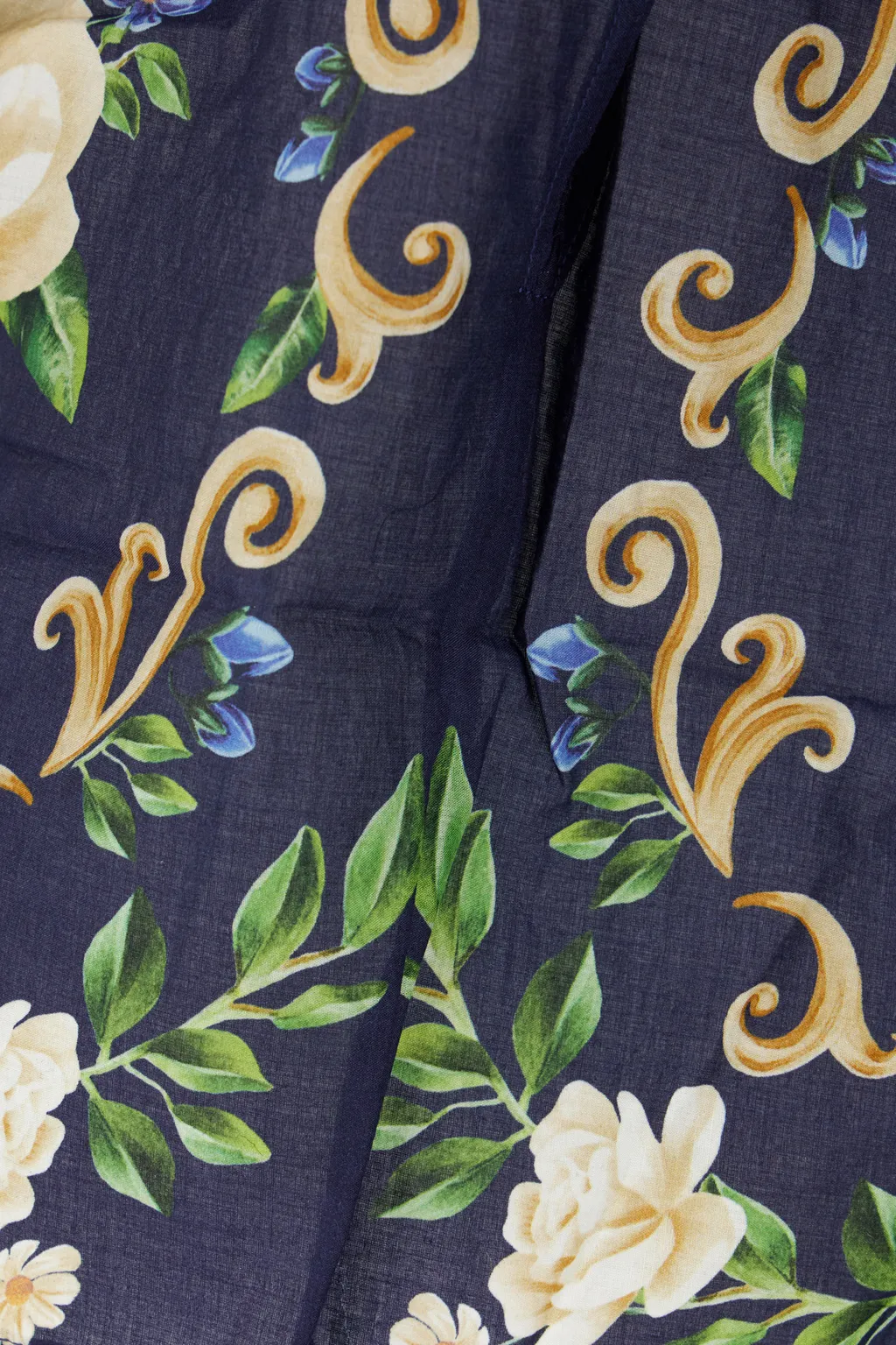 Floral-Patterned Decorative Blouse