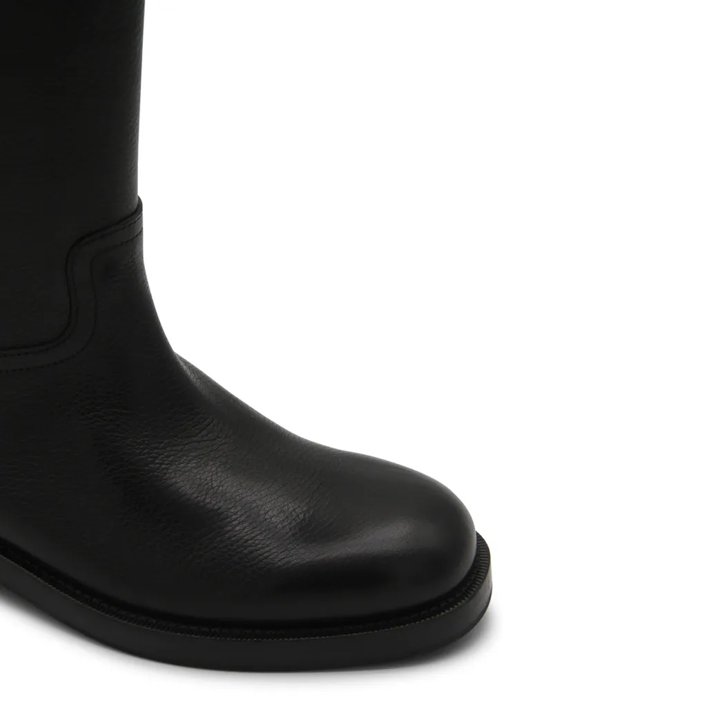 Hammered Leather Round-Toe Boots