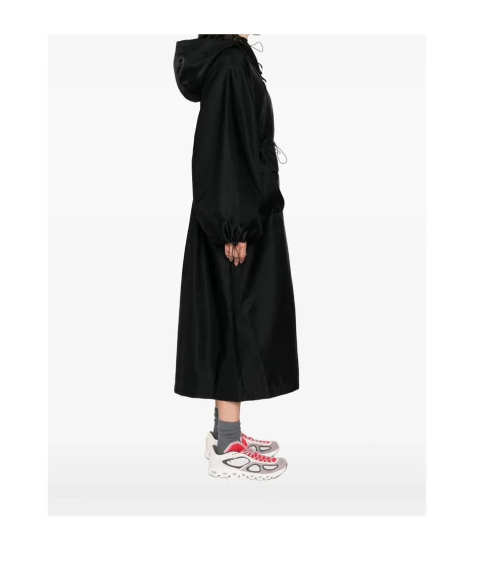 Long Sleeve Windbreaker