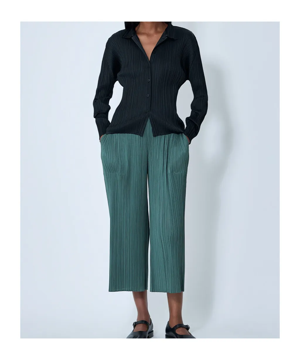 Basics Pleated Long-Sleeve Shirt
