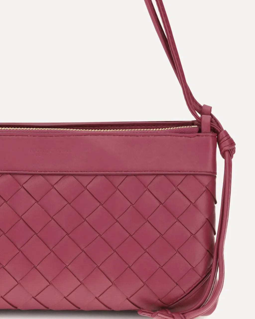 Andiamo Shoulder Bag