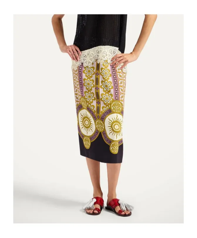 Patterned Pencil Skirt