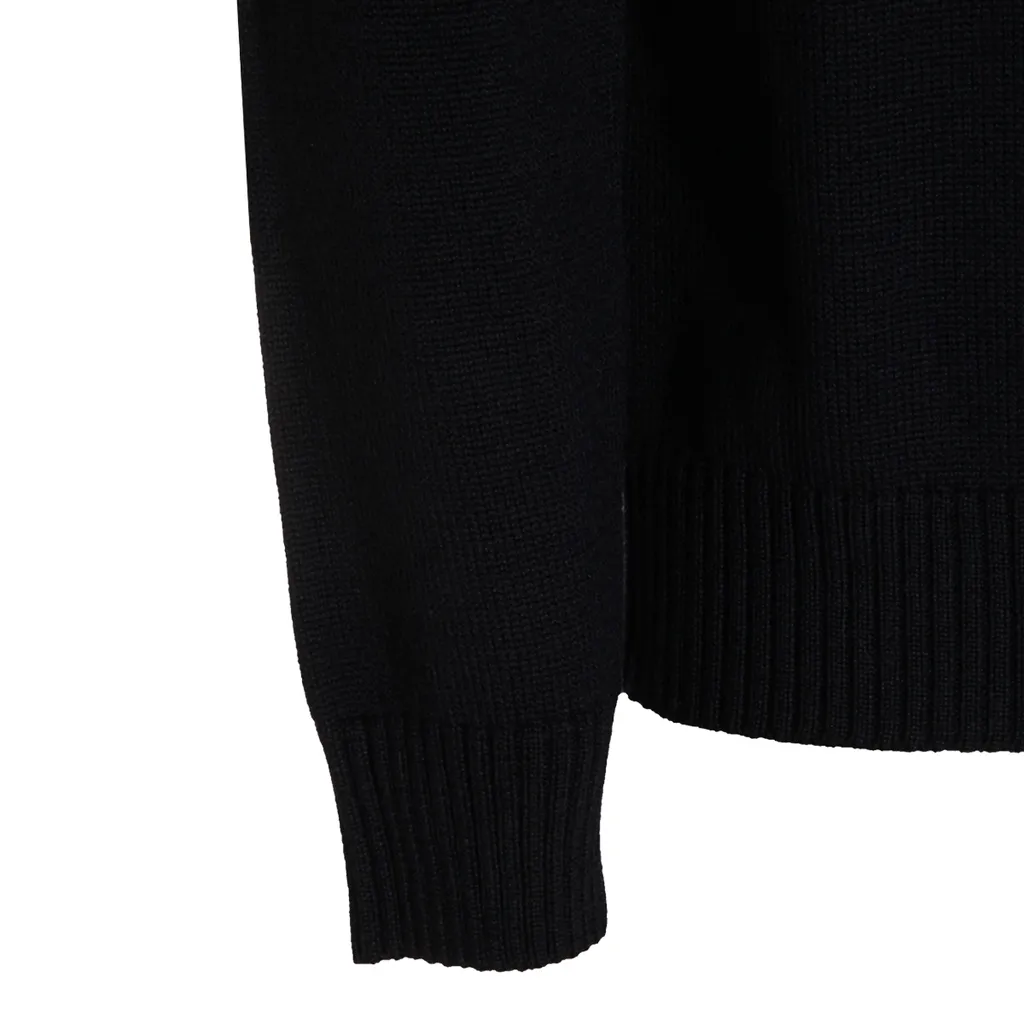 Crew Neck Long-Sleeved Sweater