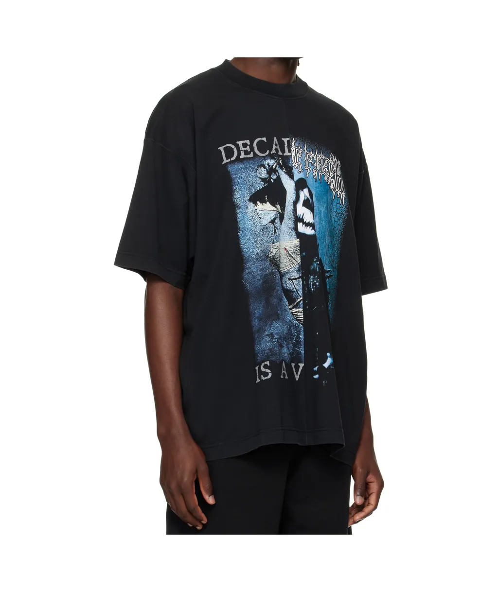 Graphic-Print T-Shirt