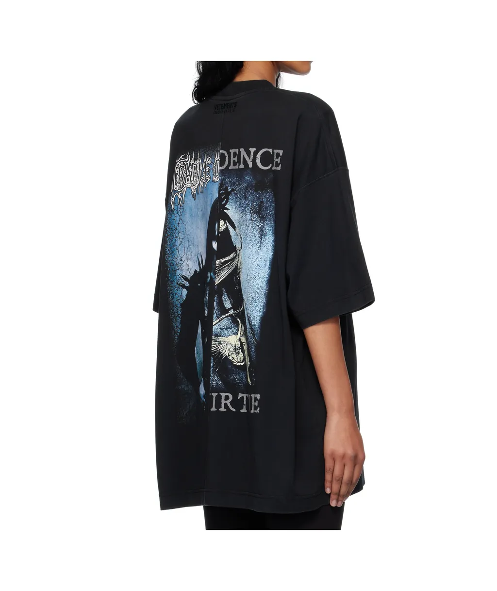 Graphic-Print T-Shirt