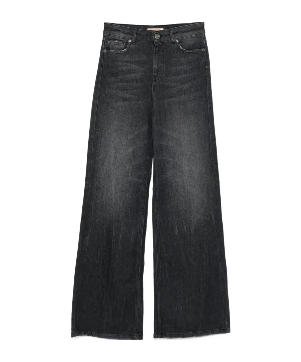 Wide-Leg Jeans