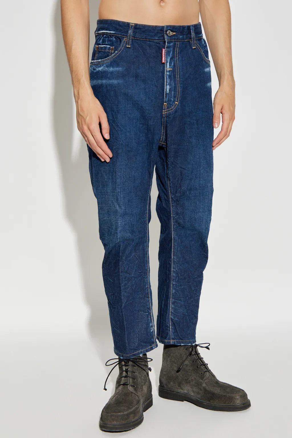 Distressed Five-Pockets Jeans