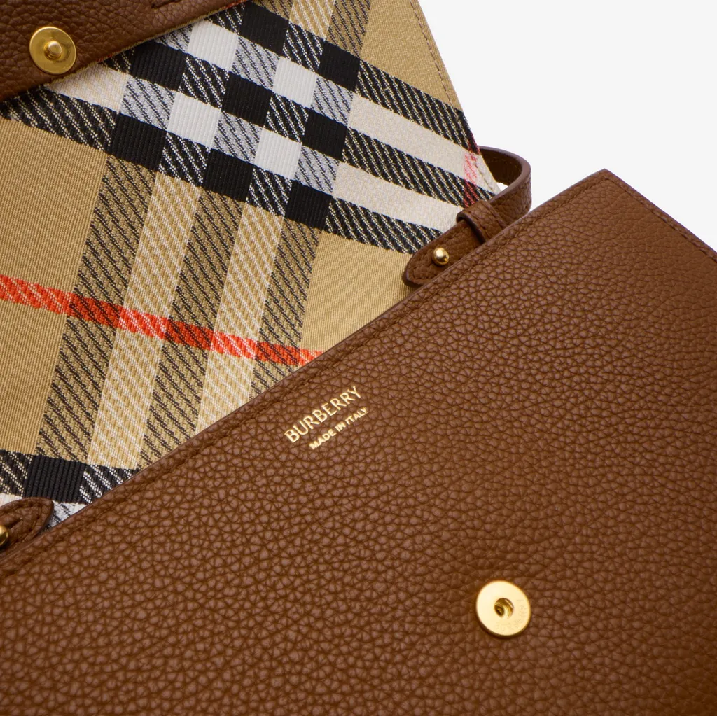 Cotswolds Strap Wallet