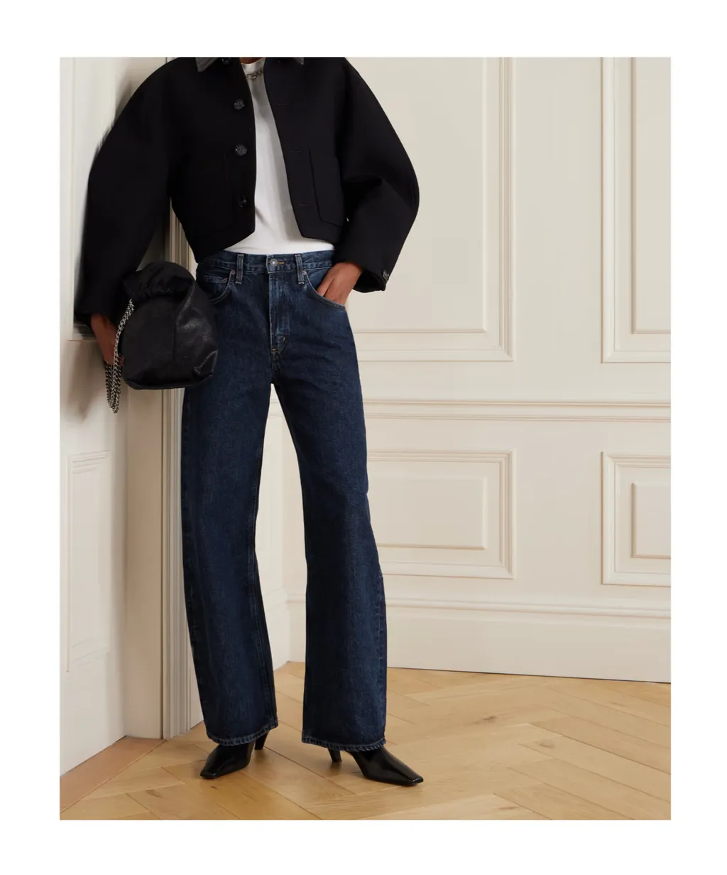 Low Curve Jeans