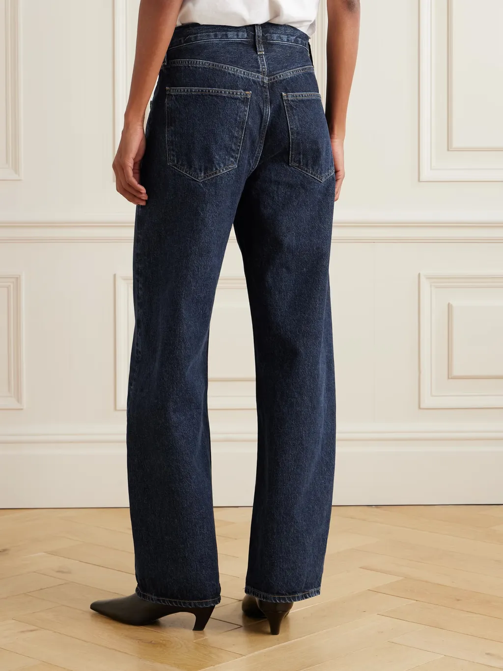 Low Curve Jeans