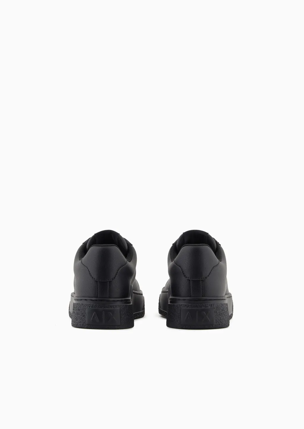 Round Toe Low Top Sneakers