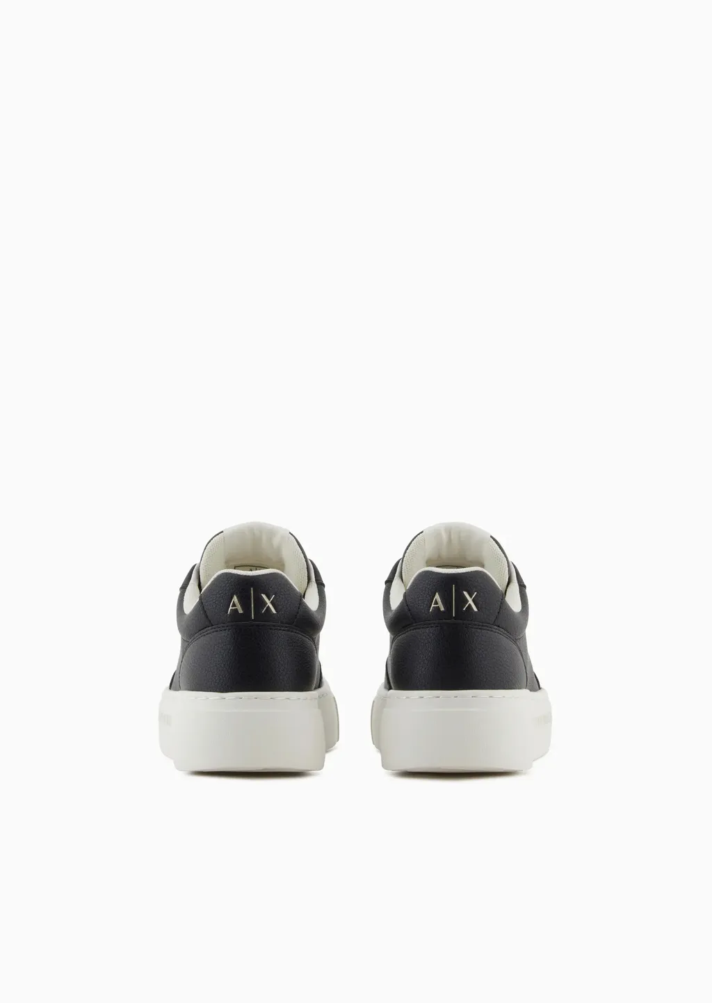 Round Toe Low Top Sneakers