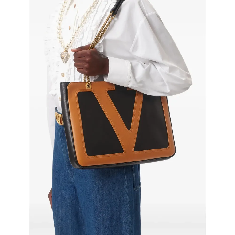 V-Detail Chain Tote Bag