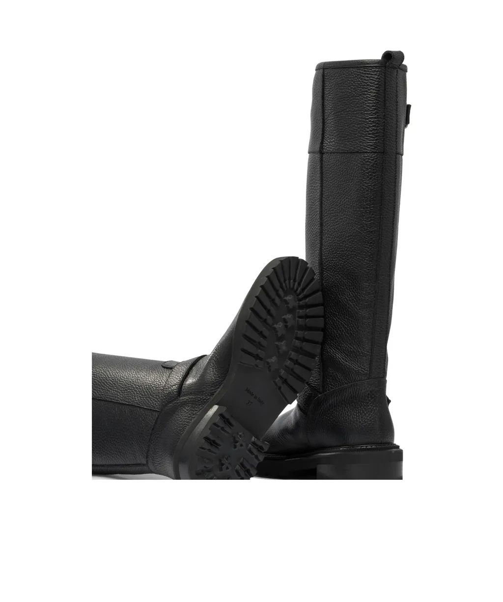 Round-Toe Ankle Boots