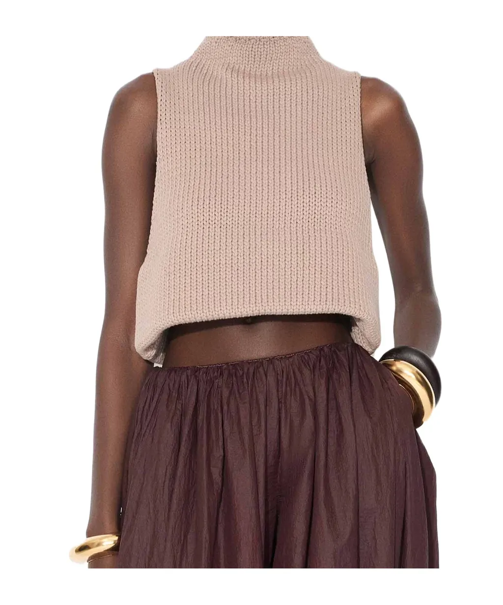 Chunky Knit Sleeveless Sweater