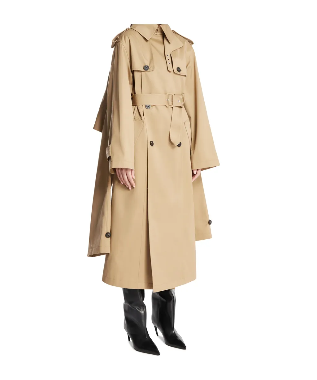 Long-Sleeved Hooded Windbreaker