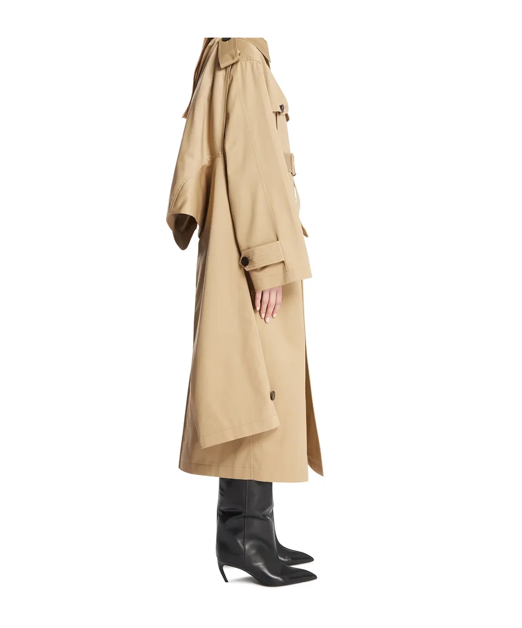 Long-Sleeved Hooded Windbreaker