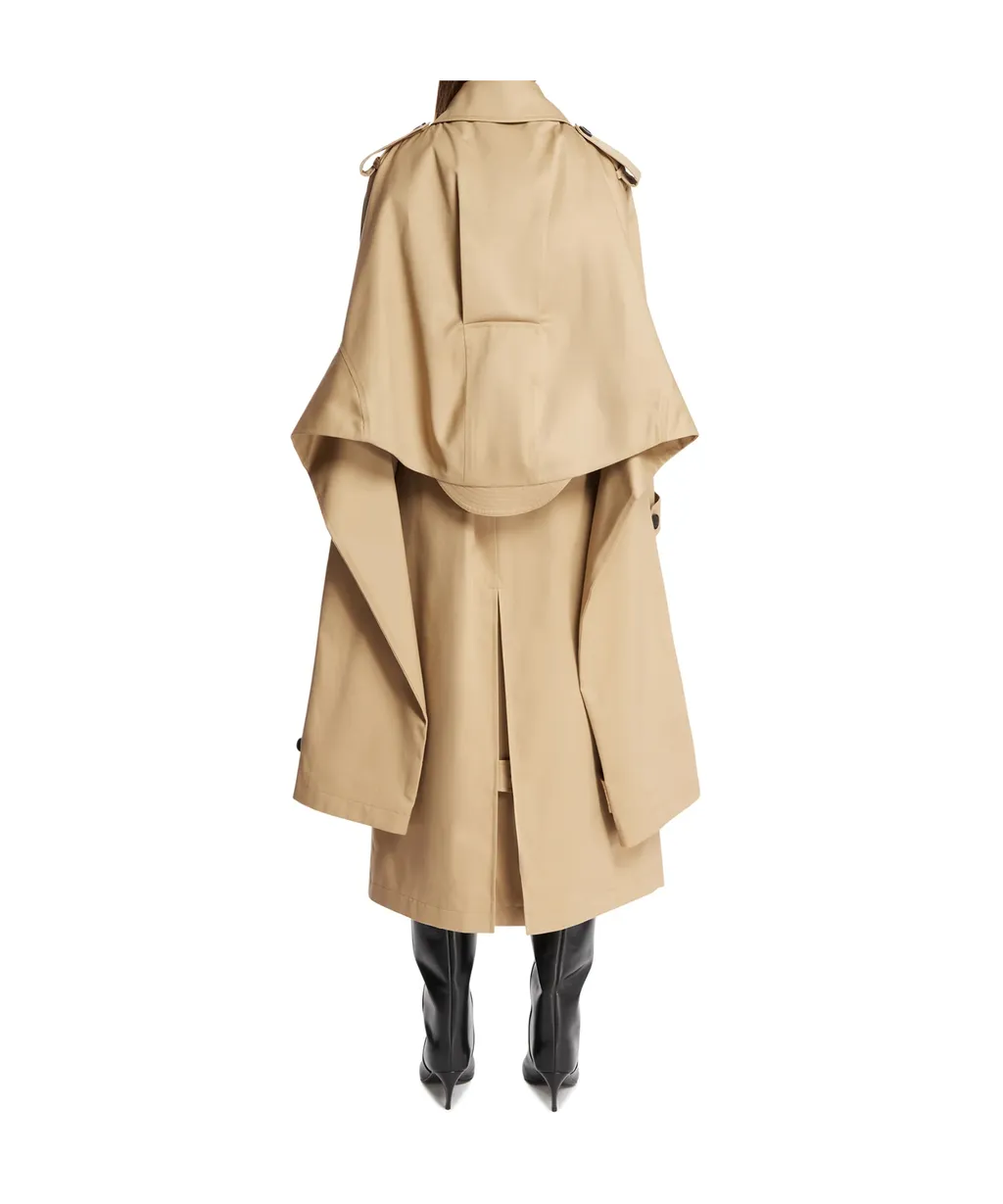 Long-Sleeved Hooded Windbreaker