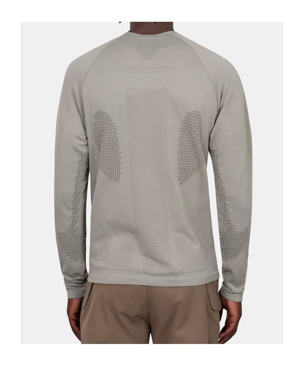 Seamless Long-Sleeve T-Shirt