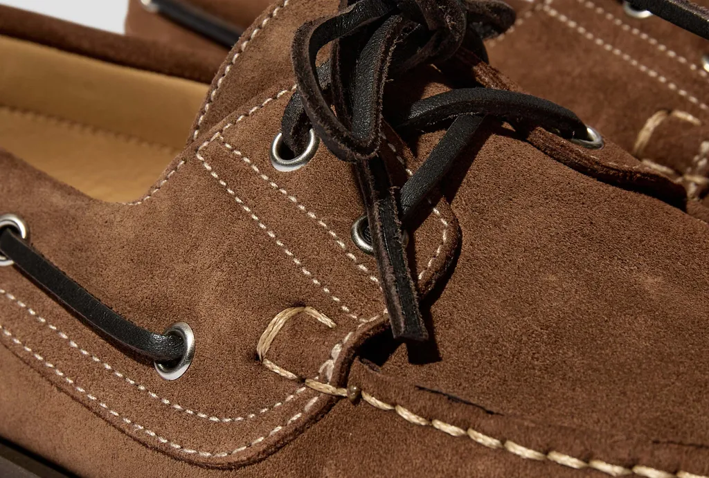 Round-Toe Casual Shoes
