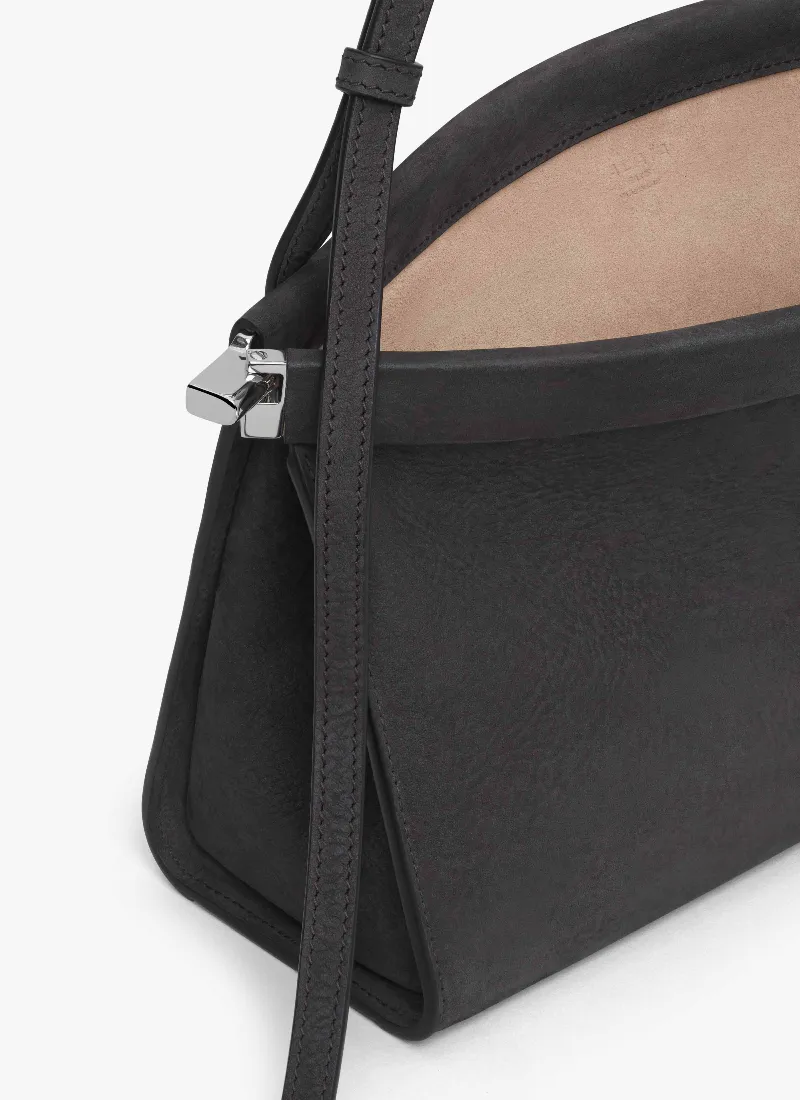 Alaa Le Click East West Medium Shoulder Bag