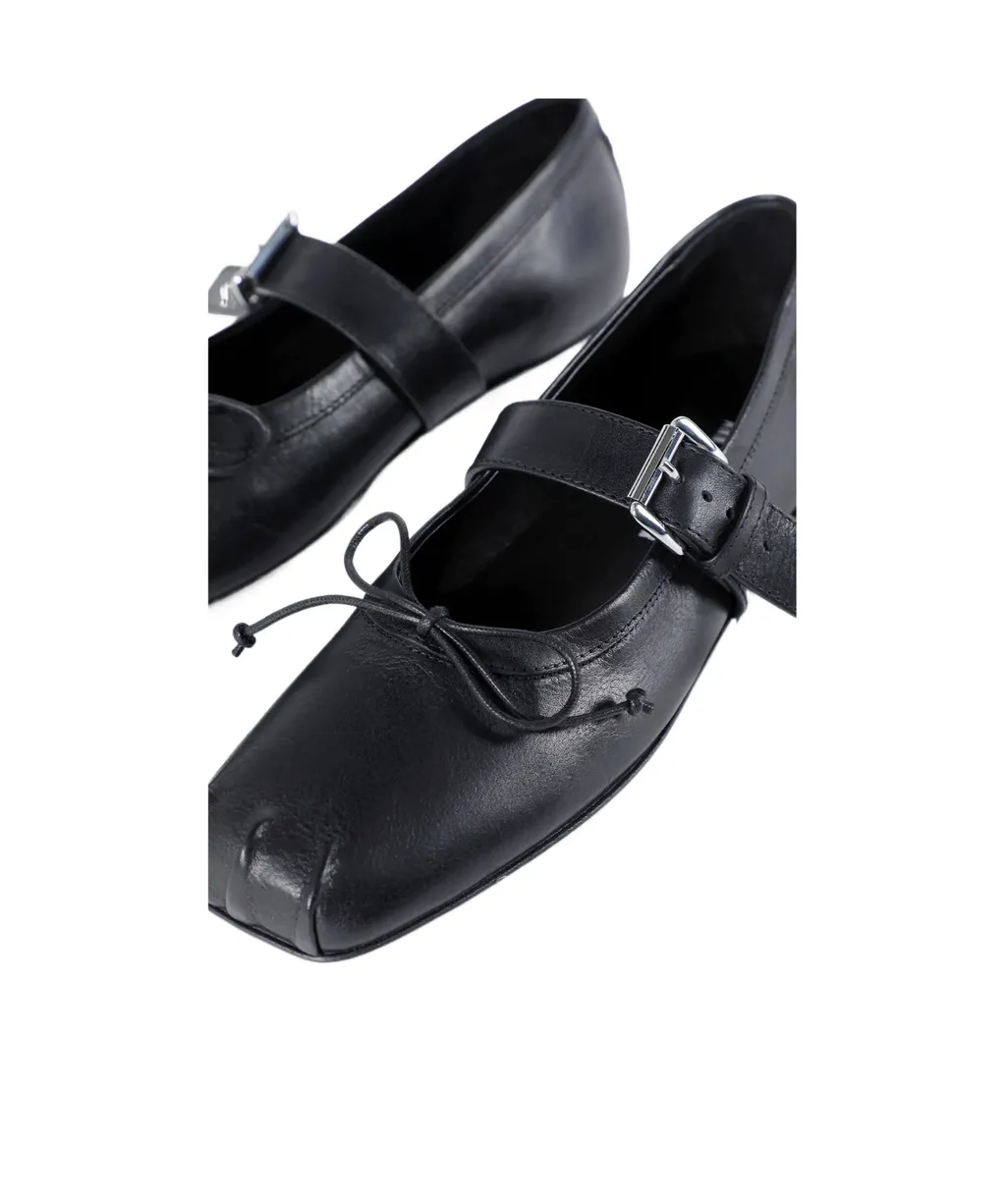 Zoey Ballet Flats