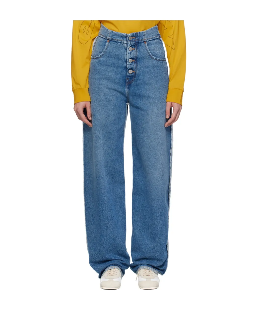 Button-Fastening Jeans
