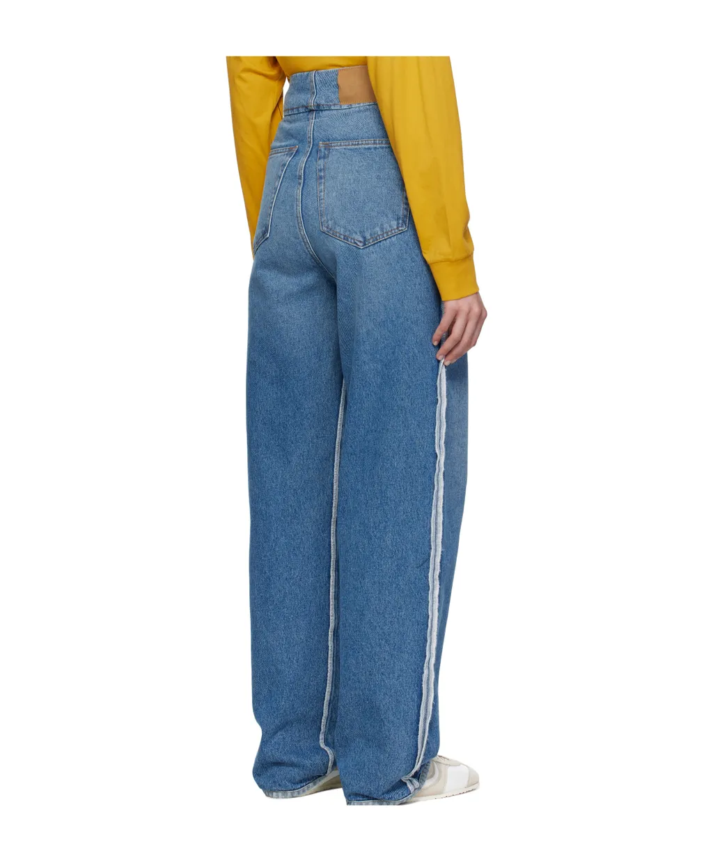 Button-Fastening Jeans