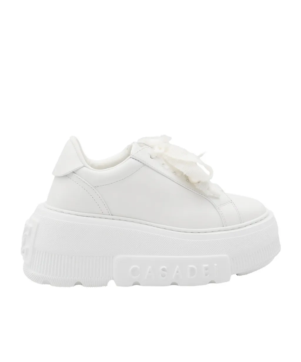 Pearl-Embellishment Sneakers