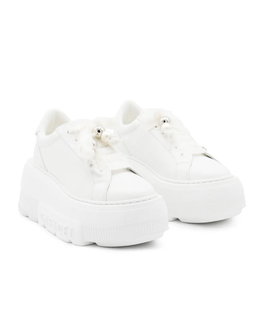 Pearl-Embellishment Sneakers