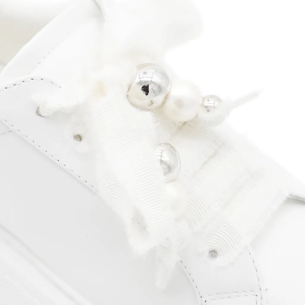 Pearl-Embellishment Sneakers