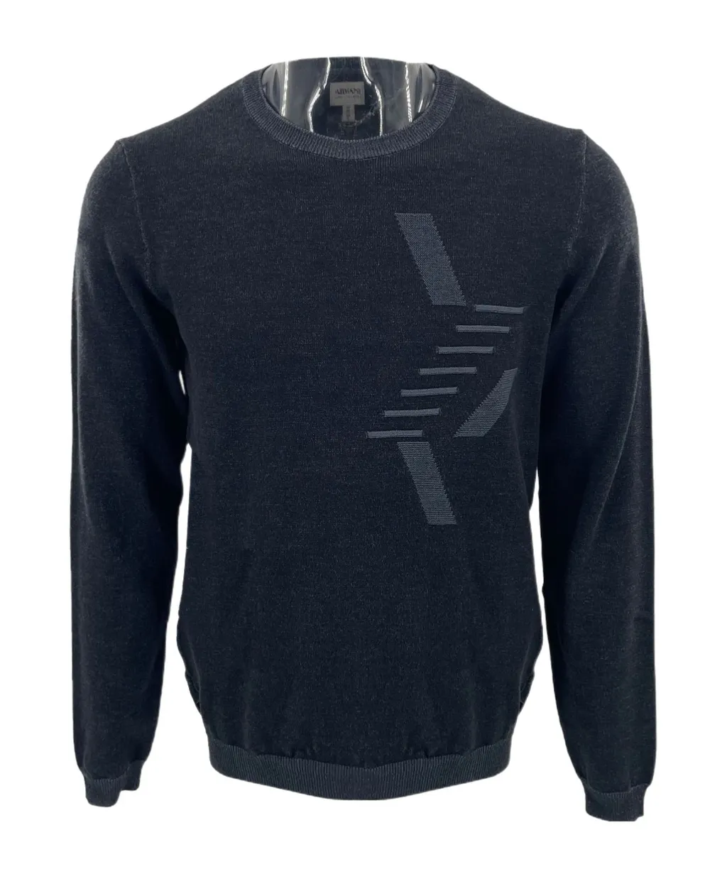 Round-Neck Long-Sleeved Sweater