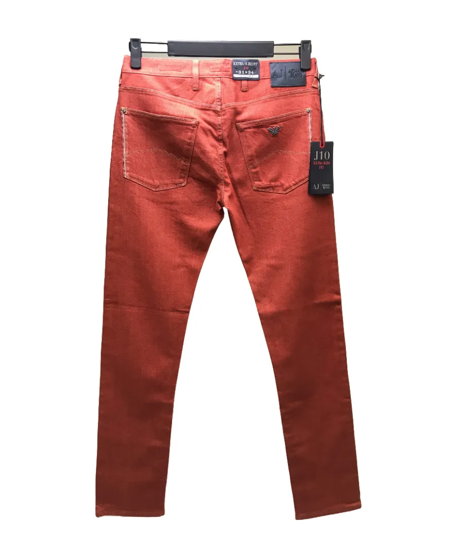 Straight Jeans