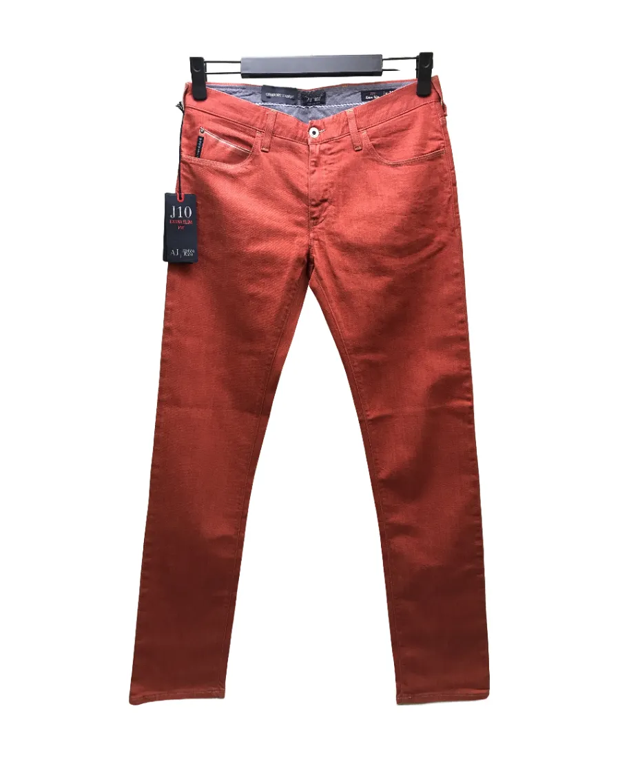Straight Jeans