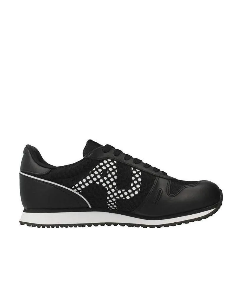 Logo Details Casual Sneakers