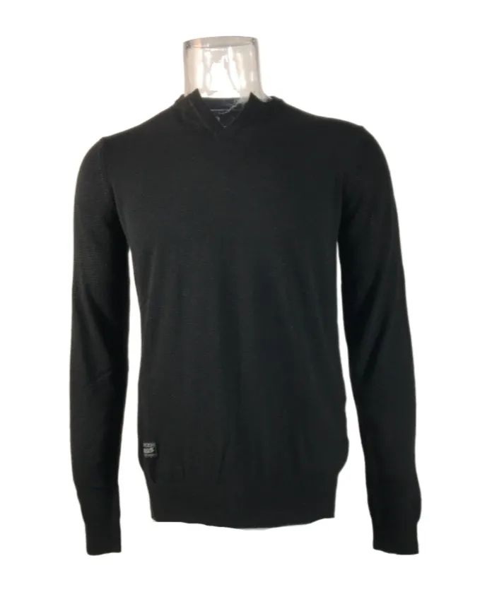 Long-Sleeved Contrasting Sweater