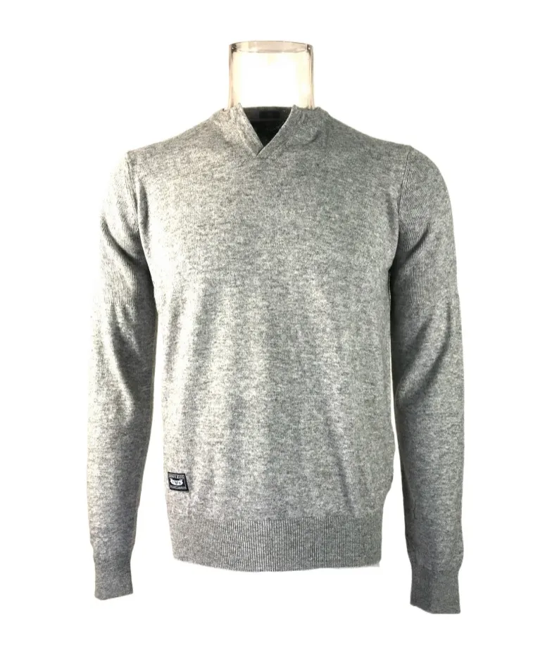 Long-Sleeved Contrasting Sweater