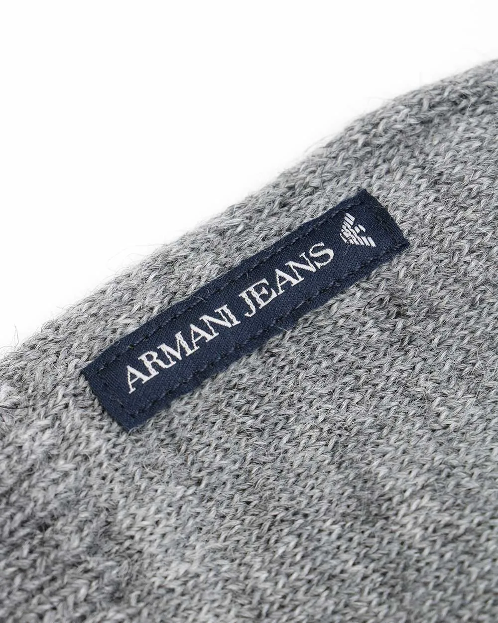 V-Neck Logo Pullover