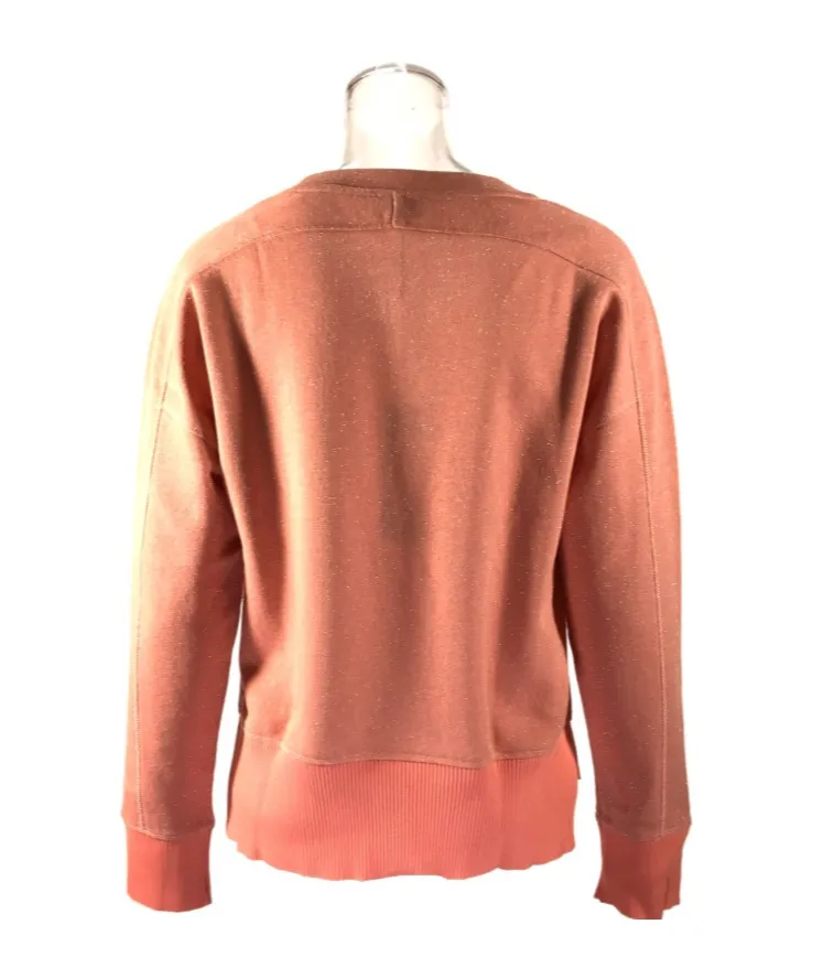 Round-Neck Long-Sleeved Sweater