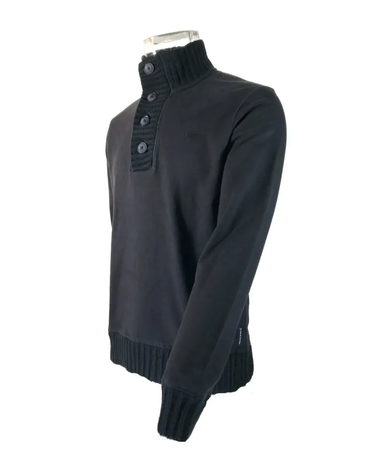 High-Necked Long-Sleeved Sweater